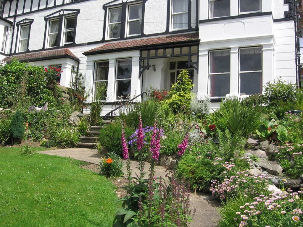 Bryn Derwen Guest House Конви Экстерьер фото